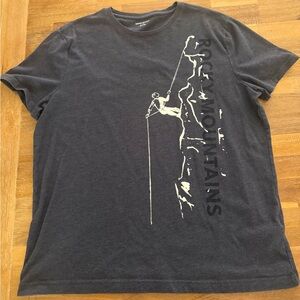 Banana Republic Blue Short-Sleeve Climber Graphic Tee